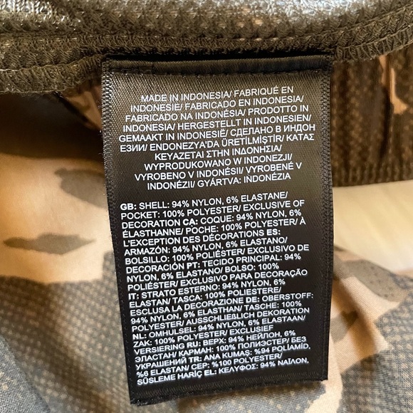 The North Face Men’s Printed Class V Pants - Picture 8 of 10